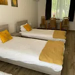 Wakacyjna Wioska Ngo 20m Od Suntago Mszczonów