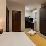 Wakacyjna Wioska Ngo 20m Od Suntago 3* Mszczonów