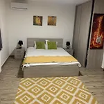 Wakacyjna Wioska Ngo 20m Od Suntago 3* Mszczonów