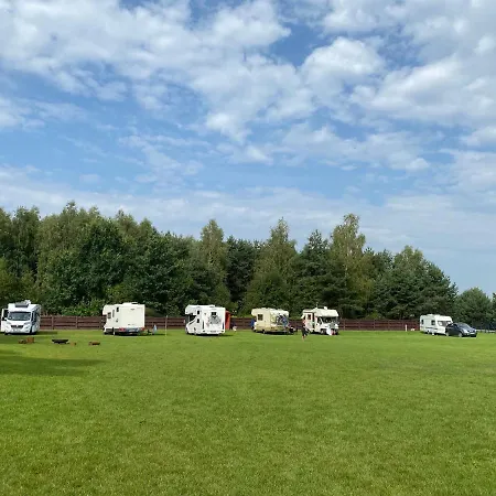 Wakacyjna Wioska Ngo 20m Od Suntago Bed and Breakfast 3*