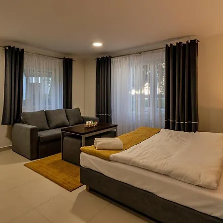 Wakacyjna Wioska Ngo 20m Od Suntago Bed & Breakfast 3*