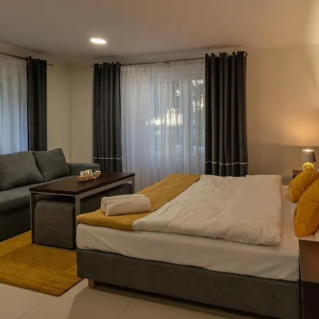 Wakacyjna Wioska Ngo 20m Od Suntago Bed and Breakfast 3*