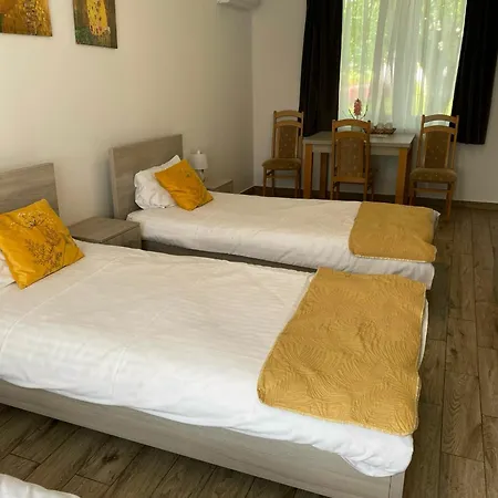 Wakacyjna Wioska Ngo 20m Od Suntago Mszczonów