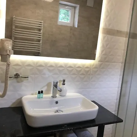 Bed & Breakfast Wakacyjna Wioska Ngo 20m Od Suntago