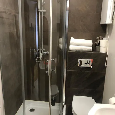 Bed & Breakfast Wakacyjna Wioska Ngo 20m Od Suntago Mszczonow
