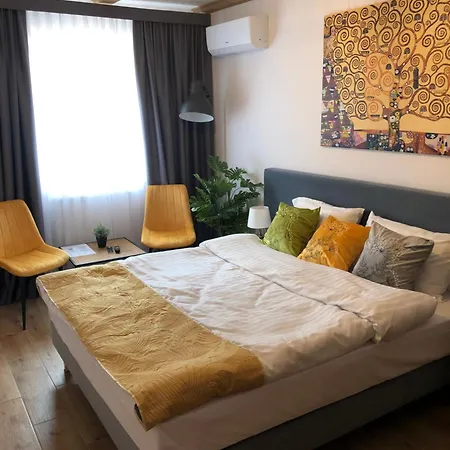 Wakacyjna Wioska Ngo 20m Od Suntago Bed & Breakfast